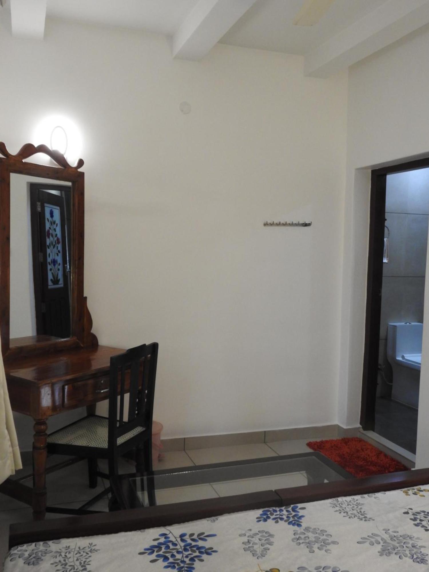 Shoreline Marari Beach Villa At Golden Beach Mararikulam Alappuzha Εξωτερικό φωτογραφία