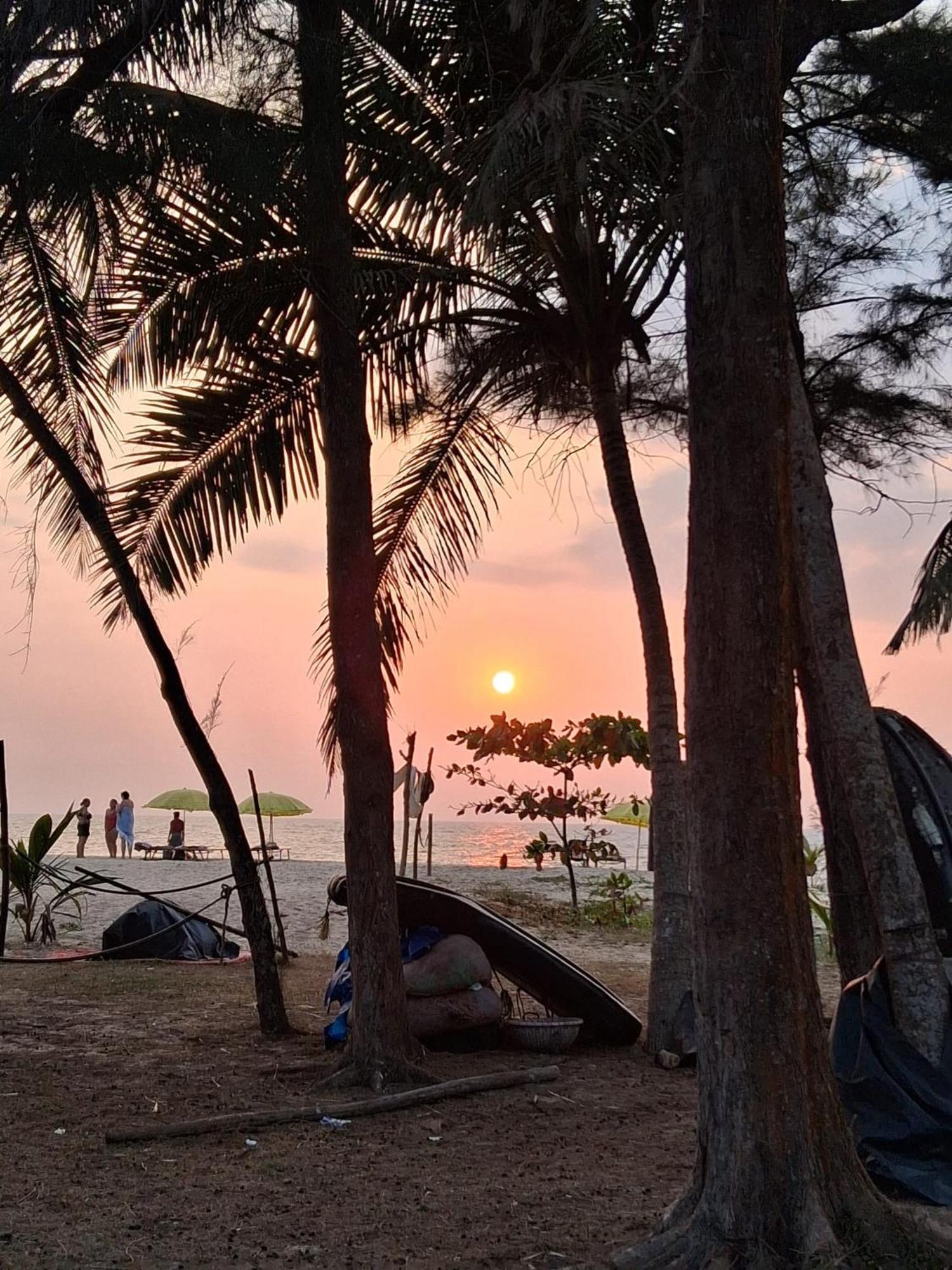Shoreline Marari Beach Villa At Golden Beach Mararikulam Alappuzha Εξωτερικό φωτογραφία